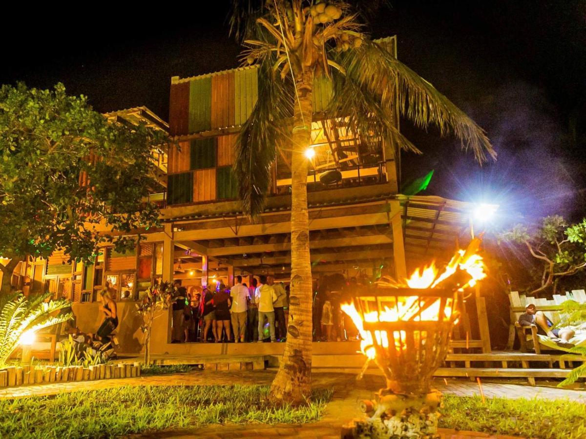 Mozambeat Motel Praia do Praia do Tofo Eksteriør billede