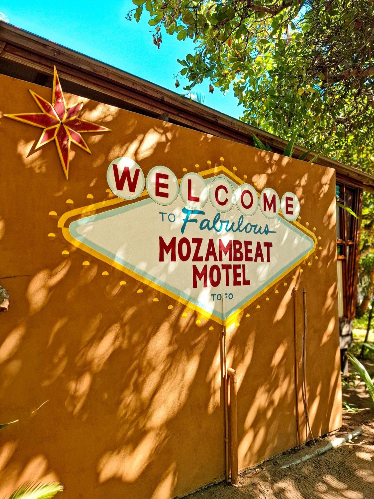 Mozambeat Motel Praia do Praia do Tofo Eksteriør billede